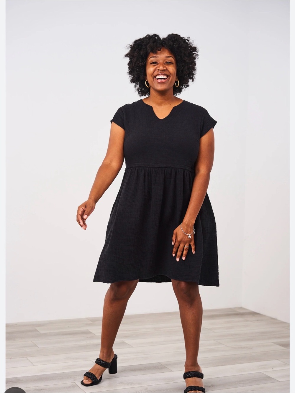 Latched Mama Black Short-Sleeve V-Notch Babydoll Dress
